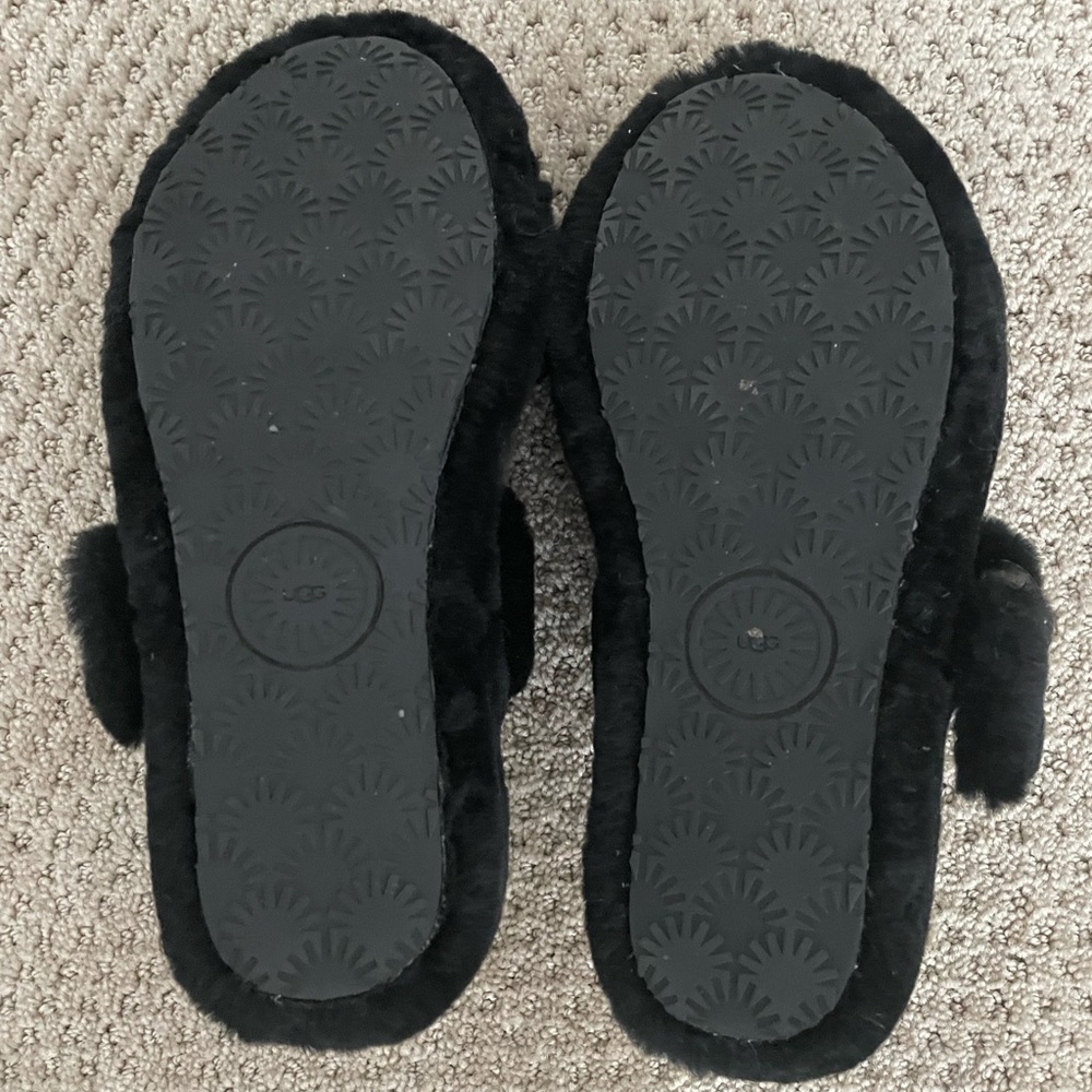 Ugg Double Strap Plush Platform Slippers Size 7 - image 7